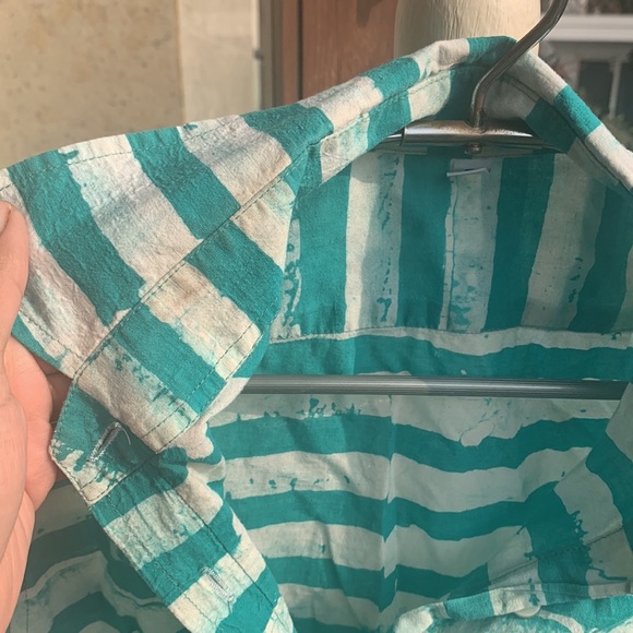 CUTEST CROPPED SHIRT EVER. tie-dye look. light as a feather. - Picture 8 of 8